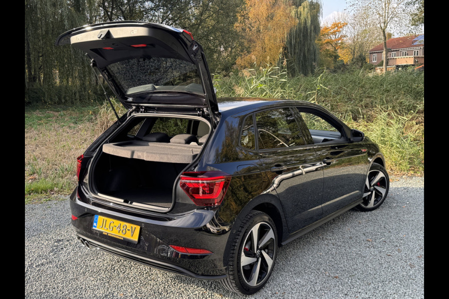 Volkswagen Polo GTI 2.0 TSI 210PK DSG VIRTUAL/LED/CARPLAY