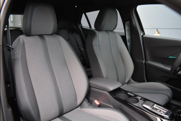Peugeot e-2008 EV Allure Pack 50kWh 136pk SOH 96,9% | Navigatie | Apple Carplay/Android Auto | Bluetooth | Achteruitrijcamera