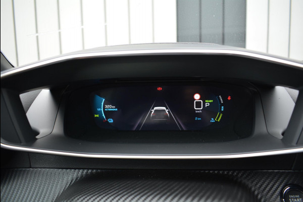 Peugeot e-2008 EV Allure Pack 50kWh 136pk SOH 96,9% | Navigatie | Apple Carplay/Android Auto | Bluetooth | Achteruitrijcamera