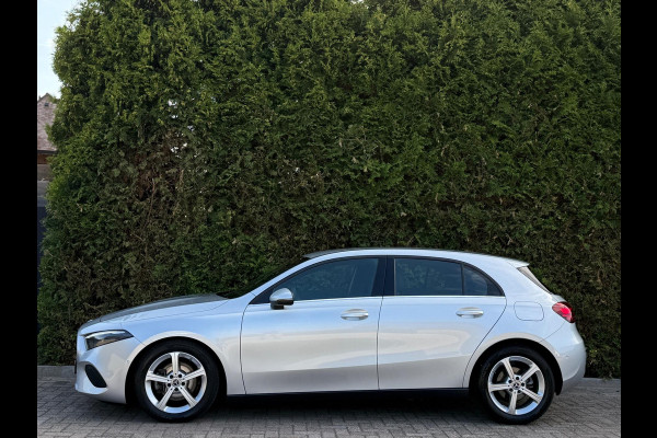 Mercedes-Benz A-Klasse 200 Luxury Line Facelift CarPlay Camera