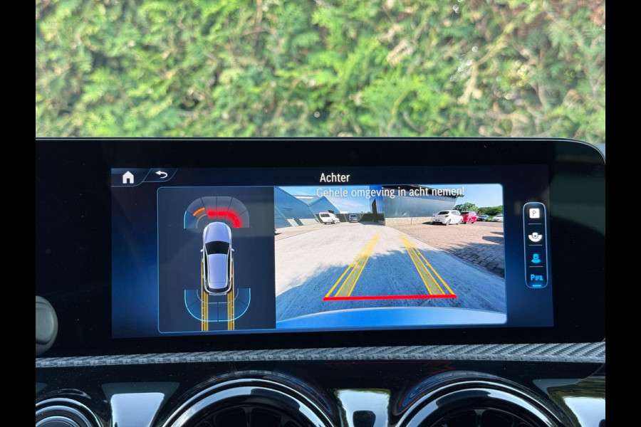 Mercedes-Benz A-Klasse 200 Luxury Line Facelift CarPlay Camera