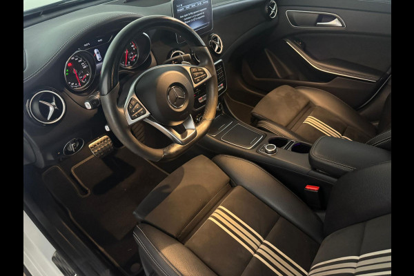 Mercedes-Benz CLA-Klasse 200 Prestige| AUTOMAAT| PANO|INRUIL MOGELIJK