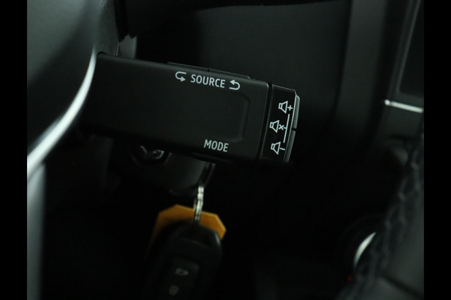 Renault Clio 1.0 TCe Zen|Navigatie|Cruise|Parkeersensoren