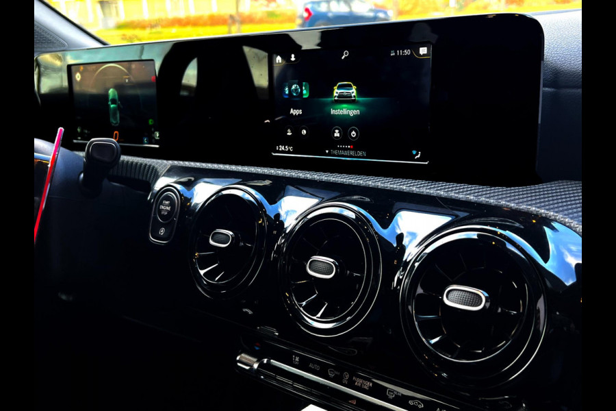 Mercedes-Benz A-Klasse 180 Business Solution AMG Line_Carplay_Camera_cruise