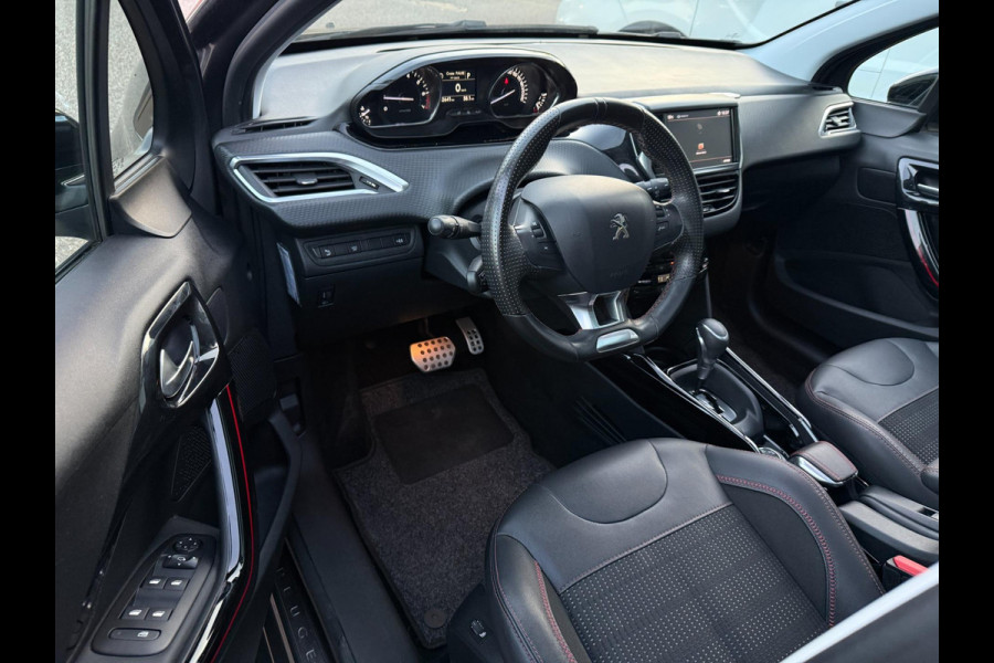 Peugeot 2008 1.2 PureTech ALLURE AUTOMAAT 2018 GT-LINE PANO LEDER CARPLAY