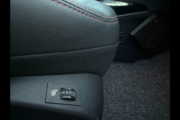 Peugeot 2008 1.2 PureTech ALLURE AUTOMAAT 2018 GT-LINE PANO LEDER CARPLAY