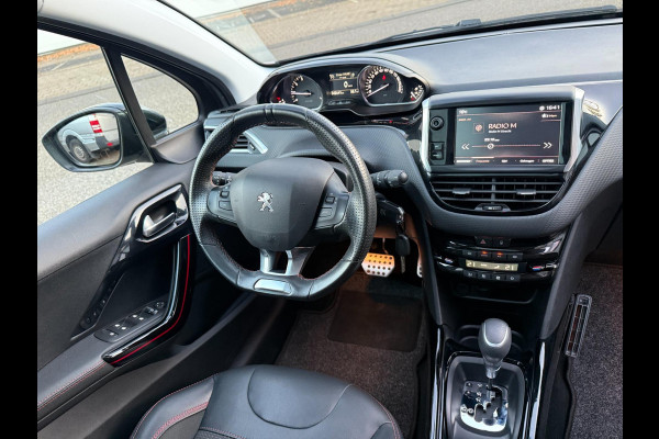 Peugeot 2008 1.2 PureTech ALLURE AUTOMAAT 2018 GT-LINE PANO LEDER CARPLAY