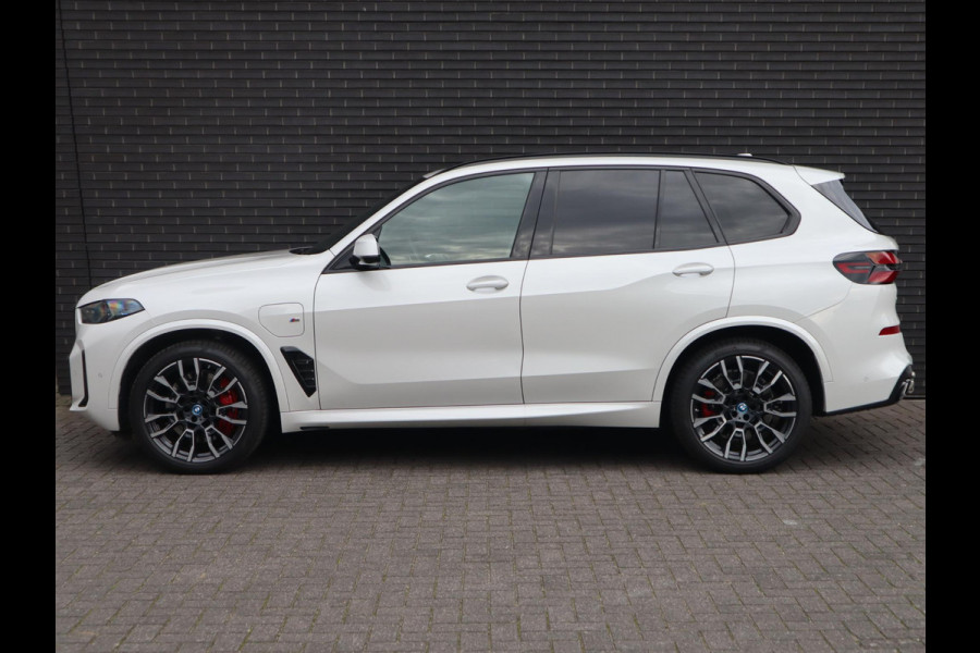 BMW X5 xDrive50e M Sport High Executive / Panodak / Trekhaak / Stoelmassage