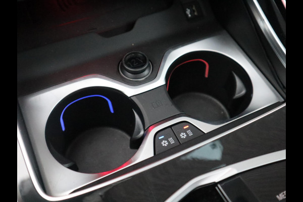 BMW X5 xDrive50e M Sport High Executive / Panodak / Trekhaak / Stoelmassage