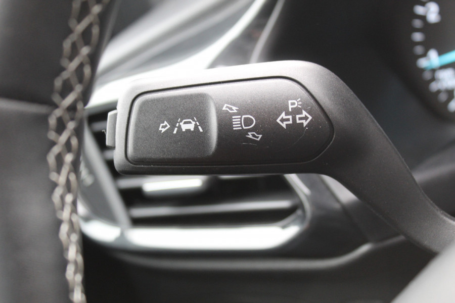 Ford Puma 1.0 EcoBoost Hybrid Titanium , 125pk , 1e Eigenaar Lane Assist, Airco, Cruise, Pdc Achter,Cruise control