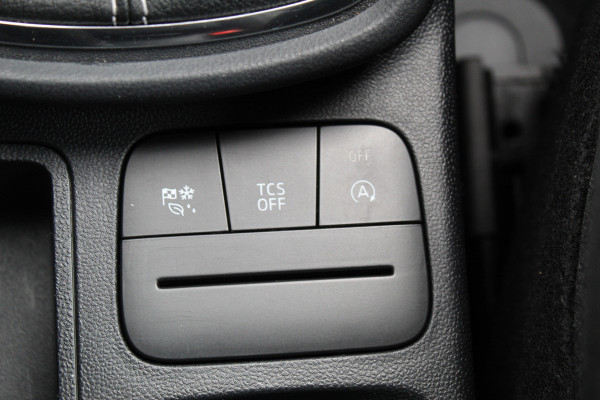 Ford Puma 1.0 EcoBoost Hybrid Titanium , 125pk , 1e Eigenaar Lane Assist, Airco, Cruise, Pdc Achter,Cruise control