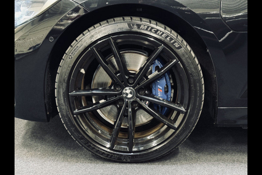 BMW 3 Serie Touring 330e High Executive M-Sport | 19" | Trekhaak | Driv.Ass.Prof.