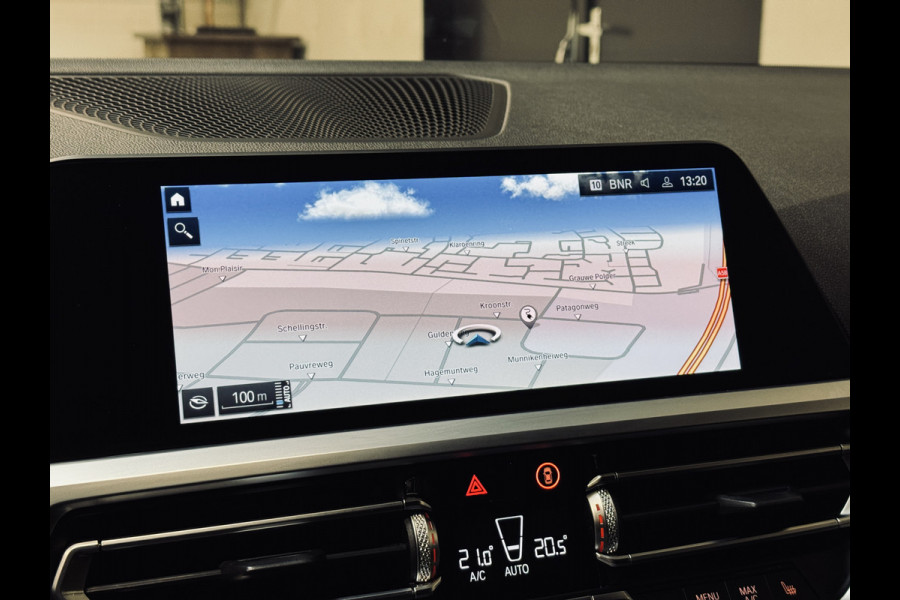 BMW 3 Serie Touring 330e High Executive M-Sport | 19" | Trekhaak | Driv.Ass.Prof.