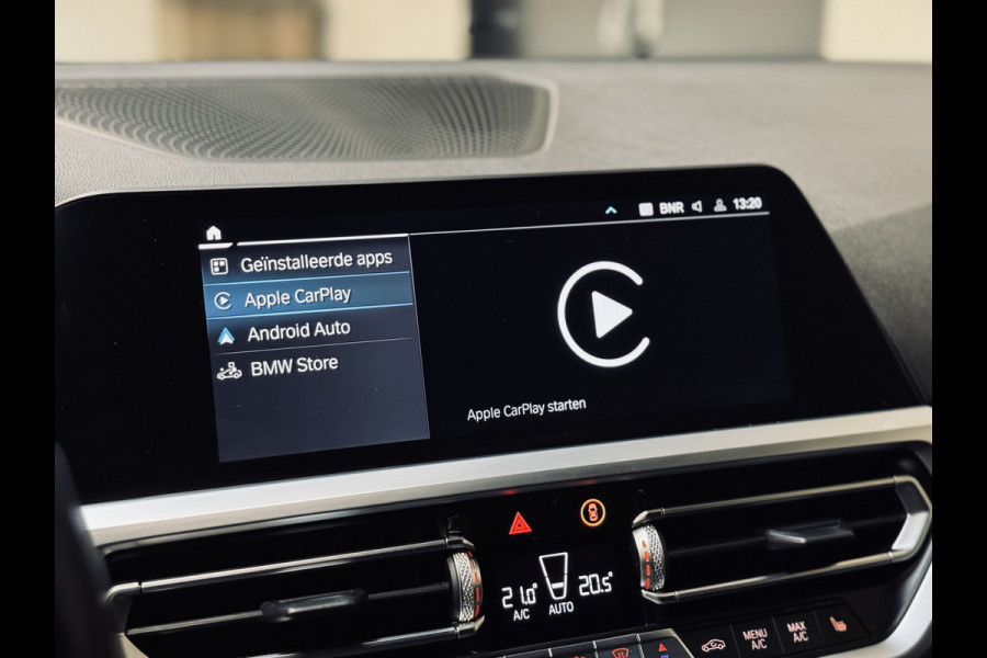 BMW 3 Serie Touring 330e High Executive M-Sport | 19" | Trekhaak | Driv.Ass.Prof.