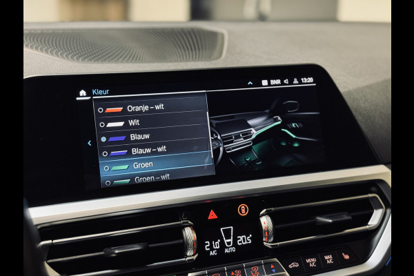 BMW 3 Serie Touring 330e High Executive M-Sport | 19" | Trekhaak | Driv.Ass.Prof.