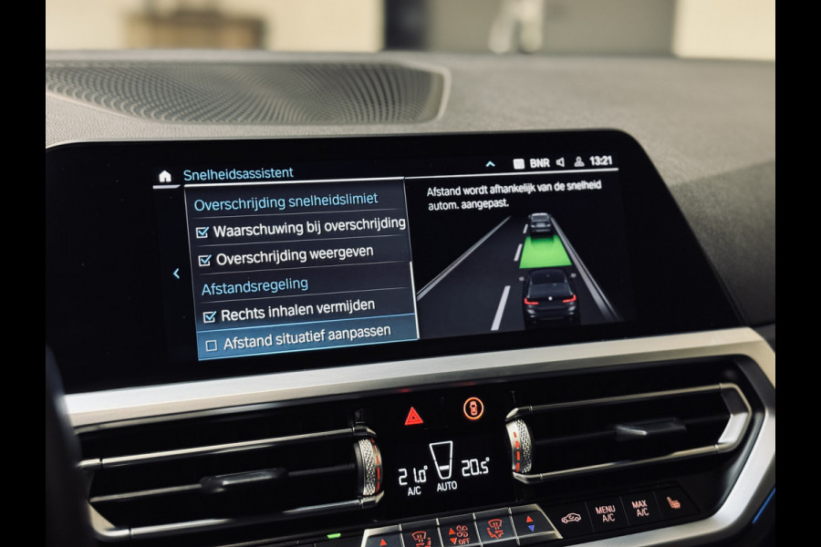 BMW 3 Serie Touring 330e High Executive M-Sport | 19" | Trekhaak | Driv.Ass.Prof.