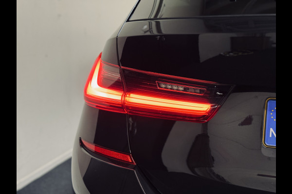 BMW 3 Serie Touring 330e High Executive M-Sport | 19" | Trekhaak | Driv.Ass.Prof.