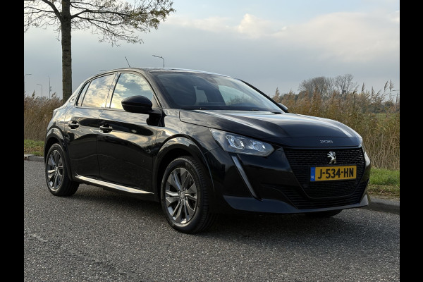 Peugeot e-208 EV Allure 50 kWh SOH | Camera | Clima | Orig.nl | Voorruit verw. | New service