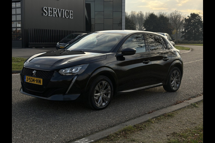 Peugeot e-208 EV Allure 50 kWh SOH | Camera | Clima | Orig.nl | Voorruit verw. | New service