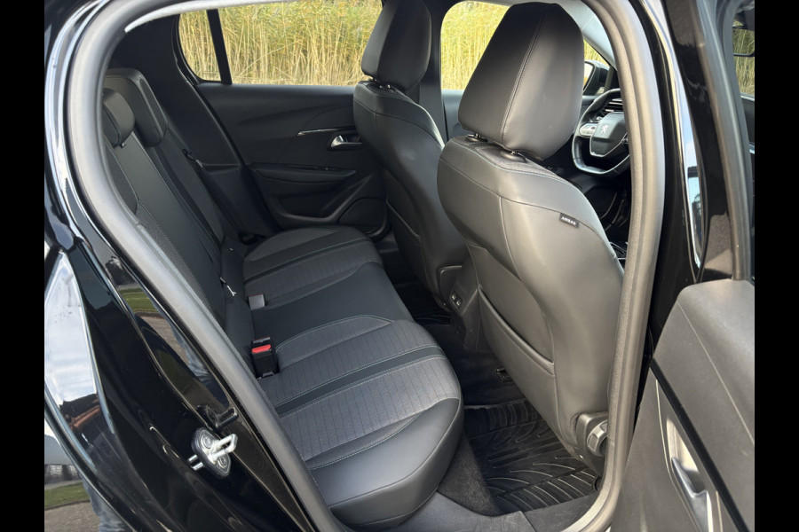 Peugeot e-208 EV Allure 50 kWh SOH | Camera | Clima | Orig.nl | Voorruit verw. | New service