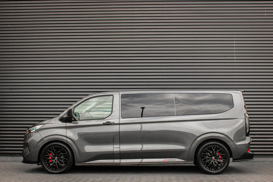 Ford Transit Custom 2.0 TDCI L2H1 136PK DC / DUBBEL CABINE / JB- EDITION / APPLE CARPLAY / 5- ZITS /MY2024/ CAMERA / FULL BLACK