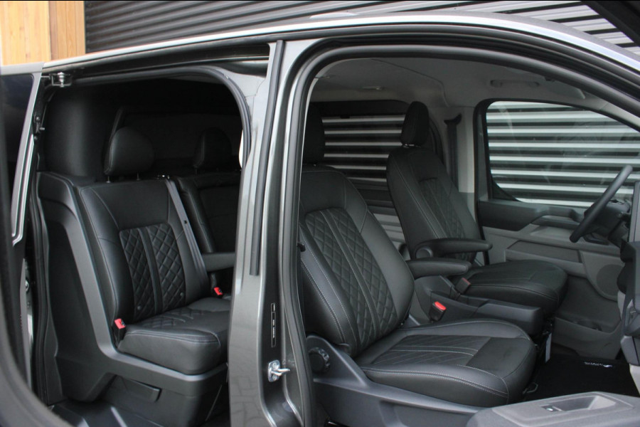 Ford Transit Custom 2.0 TDCI L2H1 136PK DC / DUBBEL CABINE / JB- EDITION / APPLE CARPLAY / 5- ZITS /MY2024/ CAMERA / FULL BLACK