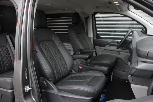 Ford Transit Custom 2.0 TDCI L2H1 136PK DC / DUBBEL CABINE / JB- EDITION / APPLE CARPLAY / 5- ZITS /MY2024/ CAMERA / FULL BLACK
