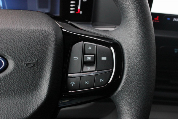 Ford Transit Custom 2.0 TDCI L2H1 136PK DC / DUBBEL CABINE / JB- EDITION / APPLE CARPLAY / 5- ZITS /MY2024/ CAMERA / FULL BLACK