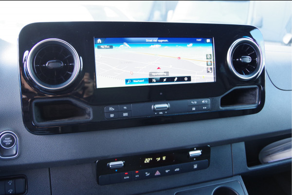Mercedes-Benz Sprinter 319 3.0 CDI V6 L2H2 AUT. LED, 360 CAMERA, ADAPT. CRUISE, TREKHAAK, MBUX 10'', STANDKACHEL, NAVI, CLIMA, PARKEERSENSOREN, APPLE C