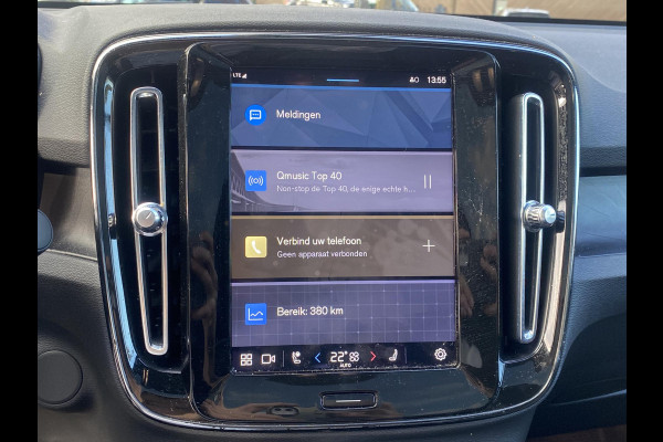 Volvo C40 Recharge Plus 69 kWh STOEL/ STUURVERW. | PANO| WARMTEPOMP| ELEK. TREKHAAK| ELEK. ACHTERKLEP| DODE HOEK|