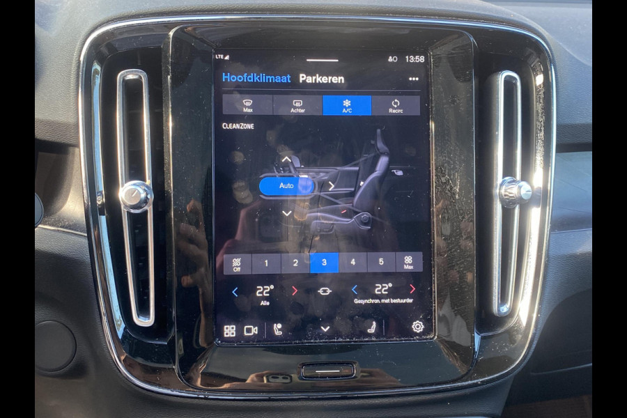 Volvo C40 Recharge Plus 69 kWh STOEL/ STUURVERW. | PANO| WARMTEPOMP| ELEK. TREKHAAK| ELEK. ACHTERKLEP| DODE HOEK|