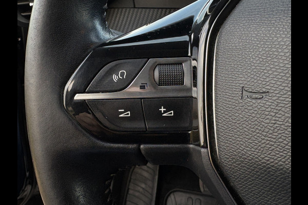 Peugeot e-208 EV Allure 50 kWh SOH | Camera | Clima | Orig.nl | Voorruit verw. | New service