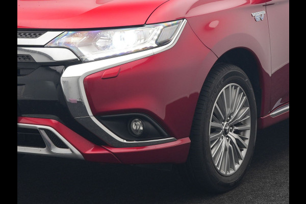Mitsubishi Outlander 2.4 Intense Plug In Hybrid 225pk Dealer O.H. PHEV | Cruise Control | Camera | Alcantara Sporstoelen Verwarmd | Keyless | Apple Carplay | Navigatie | DAB |
