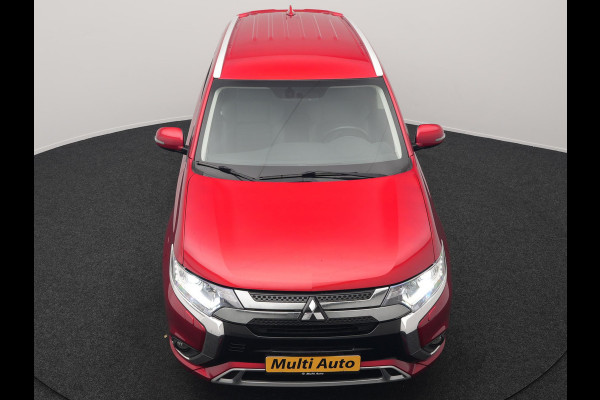 Mitsubishi Outlander 2.4 Intense Plug In Hybrid 225pk Dealer O.H. PHEV | Cruise Control | Camera | Alcantara Sporstoelen Verwarmd | Keyless | Apple Carplay | Navigatie | DAB |