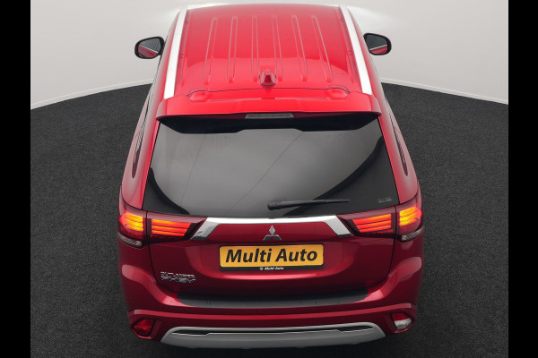 Mitsubishi Outlander 2.4 Intense Plug In Hybrid 225pk Dealer O.H. PHEV | Cruise Control | Camera | Alcantara Sporstoelen Verwarmd | Keyless | Apple Carplay | Navigatie | DAB |