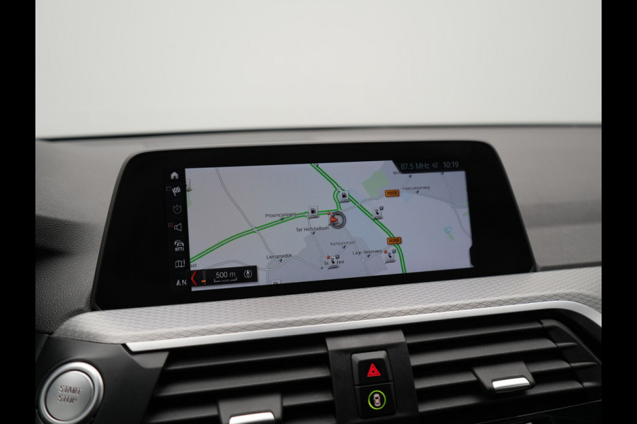 BMW X3 xDrive30e M Sport Plug In Hybrid 293pk Dealer O.H. PHEV | Trekhaak Af Fabriek | Adaptive Cruise | Camera | Apple Carplay | Lederen Sportstoelen Verwarmd | Sfeerverlichting |  Navigatie |