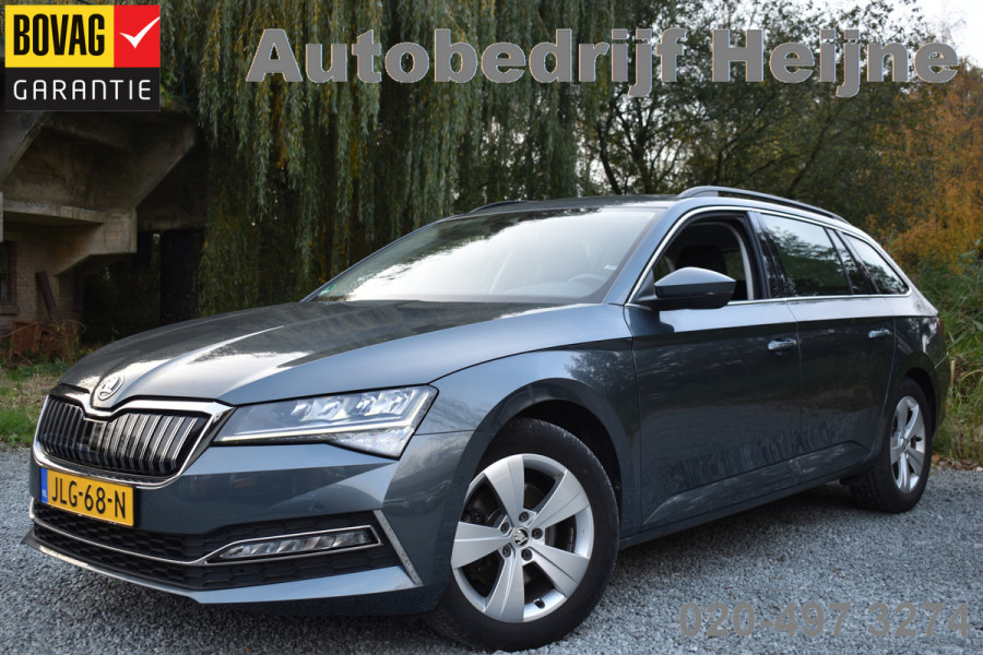 Škoda Superb Combi iV 218PK DSG HYBRID BUSINESS TREKHAAK/NAVI/VIRTUAL***