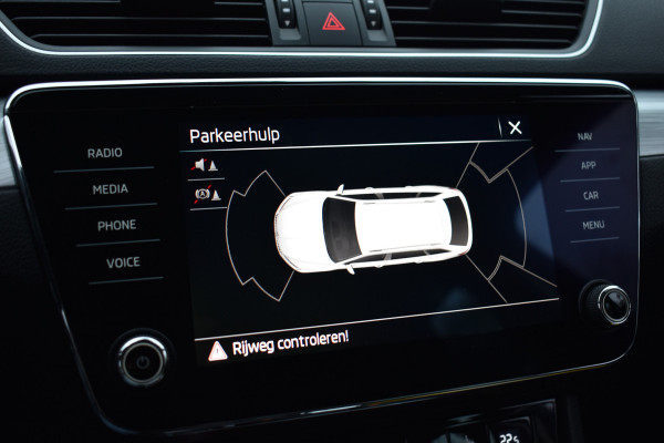 Škoda Superb Combi iV 218PK DSG HYBRID BUSINESS TREKHAAK/NAVI/VIRTUAL***