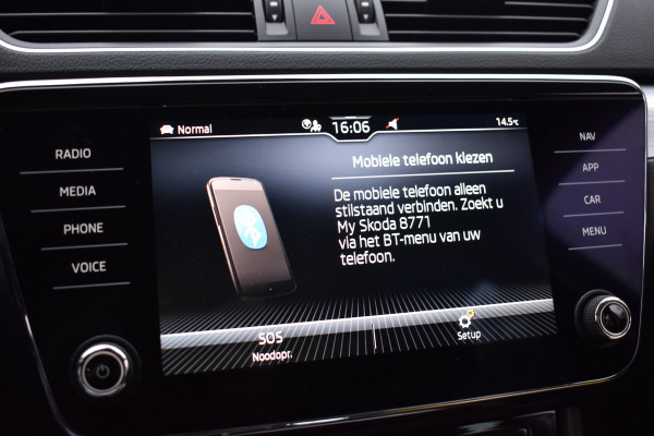 Škoda Superb Combi iV 218PK DSG HYBRID BUSINESS TREKHAAK/NAVI/VIRTUAL***