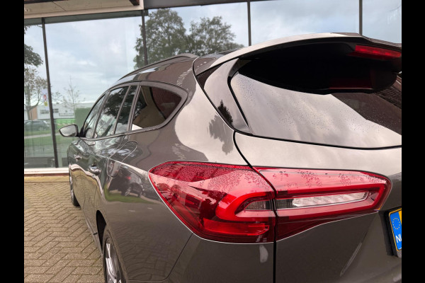 Ford FOCUS Wagon 1.0 EcoBoost Hybrid ST Line - Navi - Winterpakket - Climate - Parkeerhulp - org.NL