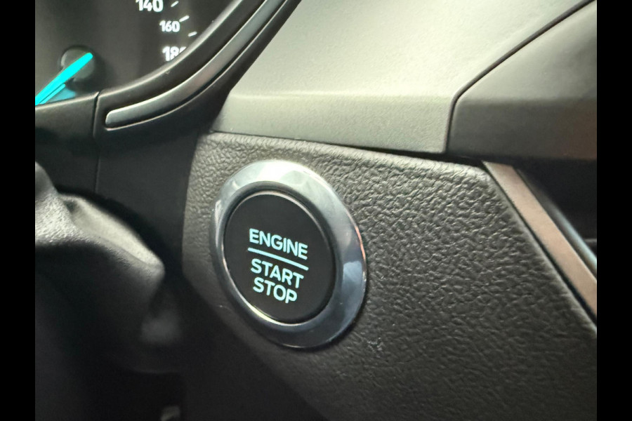 Ford FOCUS Wagon 1.0 EcoBoost Hybrid ST Line - Navi - Winterpakket - Climate - Parkeerhulp - org.NL