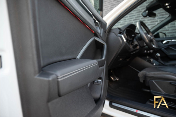Audi Q3 Sportback 45 TFSI e S tronic line PANO|Sfeer|MatrixLED|Blackpackage