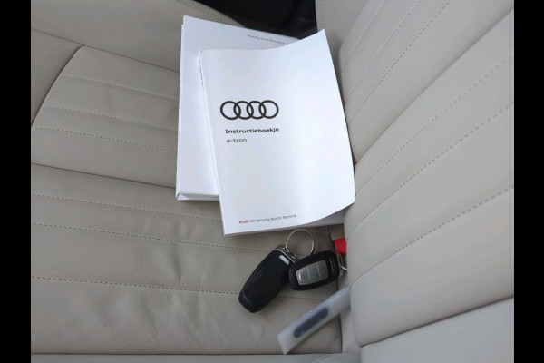 Audi e-tron 55 quattro Business edition Plus 95 kWh NL AUTO | CAMERA | PANO |