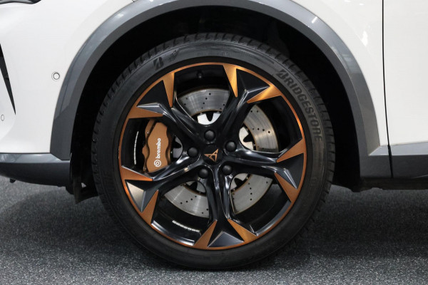 CUPRA Formentor 2.0 TSI 4DRIVE 310+PK LED/VIRTUAL/SFEER/PANO/STUUR+S.VERWARMING+MEMORY/19"/KEYLESS/CAM/ACC/ECC/12 MDN GARANTIE!