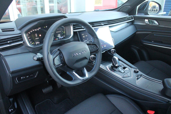 Lynk & Co 01 1.5 261PK PHEV | PANORAMA SCHUIF / KANTELDAK | INFINTY AUDIO | DODEHOEK DETECTIE | NAVIGATIE | DASHBOARD CAMERA | ELEKTRISCHE STOELVERSTELLING MET GEHEUGEN FUNCTIE | DAB+ RADIO | DRAADLOZE APPLE CARPLAY/ANDROID AUTO | DRAADLOZE TELEFOONLADER | ELEKTRISCH BEDIENBARE ACHTERKLEP | STOEL VERWARMING | 360° CAMERA | DODEHOEK DETECTIE | ZWARTE HEMEL BEKLEDING | KEYLESS ENTRY/START | 20" LICHTMETALEN VELGEN |