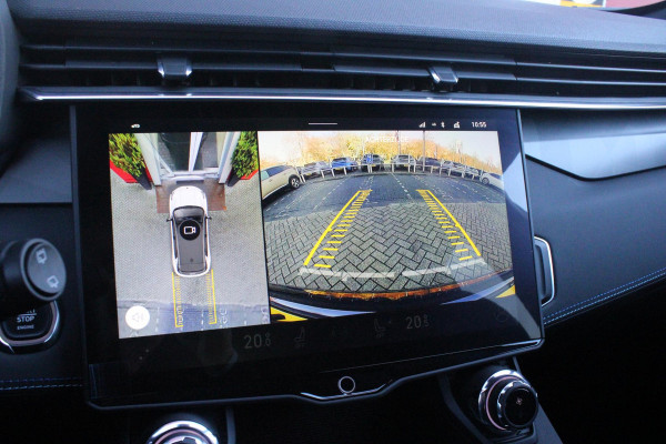 Lynk & Co 01 1.5 261PK PHEV | PANORAMA SCHUIF / KANTELDAK | INFINTY AUDIO | DODEHOEK DETECTIE | NAVIGATIE | DASHBOARD CAMERA | ELEKTRISCHE STOELVERSTELLING MET GEHEUGEN FUNCTIE | DAB+ RADIO | DRAADLOZE APPLE CARPLAY/ANDROID AUTO | DRAADLOZE TELEFOONLADER | ELEKTRISCH BEDIENBARE ACHTERKLEP | STOEL VERWARMING | 360° CAMERA | DODEHOEK DETECTIE | ZWARTE HEMEL BEKLEDING | KEYLESS ENTRY/START | 20" LICHTMETALEN VELGEN |