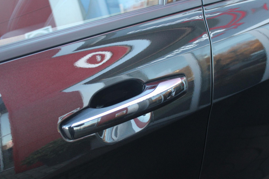 Lynk & Co 01 1.5 261PK PHEV | PANORAMA SCHUIF / KANTELDAK | INFINTY AUDIO | DODEHOEK DETECTIE | NAVIGATIE | DASHBOARD CAMERA | ELEKTRISCHE STOELVERSTELLING MET GEHEUGEN FUNCTIE | DAB+ RADIO | DRAADLOZE APPLE CARPLAY/ANDROID AUTO | DRAADLOZE TELEFOONLADER | ELEKTRISCH BEDIENBARE ACHTERKLEP | STOEL VERWARMING | 360° CAMERA | DODEHOEK DETECTIE | ZWARTE HEMEL BEKLEDING | KEYLESS ENTRY/START | 20" LICHTMETALEN VELGEN |