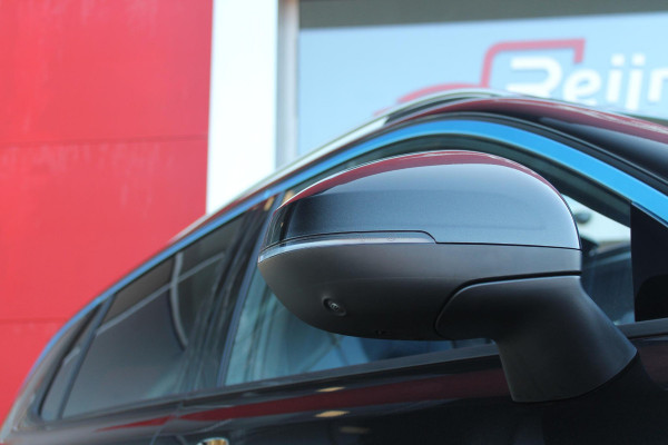 Lynk & Co 01 1.5 261PK PHEV | PANORAMA SCHUIF / KANTELDAK | INFINTY AUDIO | DODEHOEK DETECTIE | NAVIGATIE | DASHBOARD CAMERA | ELEKTRISCHE STOELVERSTELLING MET GEHEUGEN FUNCTIE | DAB+ RADIO | DRAADLOZE APPLE CARPLAY/ANDROID AUTO | DRAADLOZE TELEFOONLADER | ELEKTRISCH BEDIENBARE ACHTERKLEP | STOEL VERWARMING | 360° CAMERA | DODEHOEK DETECTIE | ZWARTE HEMEL BEKLEDING | KEYLESS ENTRY/START | 20" LICHTMETALEN VELGEN |