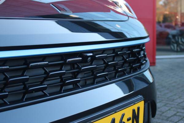 Lynk & Co 01 1.5 261PK PHEV | PANORAMA SCHUIF / KANTELDAK | INFINTY AUDIO | DODEHOEK DETECTIE | NAVIGATIE | DASHBOARD CAMERA | ELEKTRISCHE STOELVERSTELLING MET GEHEUGEN FUNCTIE | DAB+ RADIO | DRAADLOZE APPLE CARPLAY/ANDROID AUTO | DRAADLOZE TELEFOONLADER | ELEKTRISCH BEDIENBARE ACHTERKLEP | STOEL VERWARMING | 360° CAMERA | DODEHOEK DETECTIE | ZWARTE HEMEL BEKLEDING | KEYLESS ENTRY/START | 20" LICHTMETALEN VELGEN |