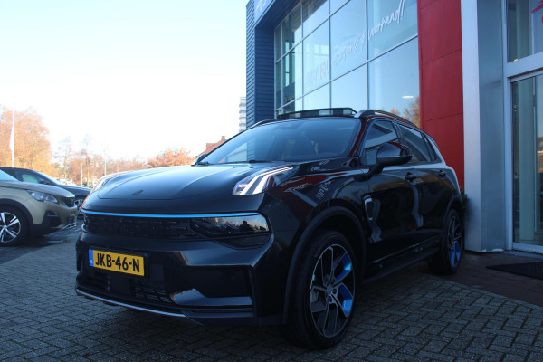 Lynk & Co 01 1.5 261PK PHEV | PANORAMA SCHUIF / KANTELDAK | INFINTY AUDIO | DODEHOEK DETECTIE | NAVIGATIE | DASHBOARD CAMERA | ELEKTRISCHE STOELVERSTELLING MET GEHEUGEN FUNCTIE | DAB+ RADIO | DRAADLOZE APPLE CARPLAY/ANDROID AUTO | DRAADLOZE TELEFOONLADER | ELEKTRISCH BEDIENBARE ACHTERKLEP | STOEL VERWARMING | 360° CAMERA | DODEHOEK DETECTIE | ZWARTE HEMEL BEKLEDING | KEYLESS ENTRY/START | 20" LICHTMETALEN VELGEN |